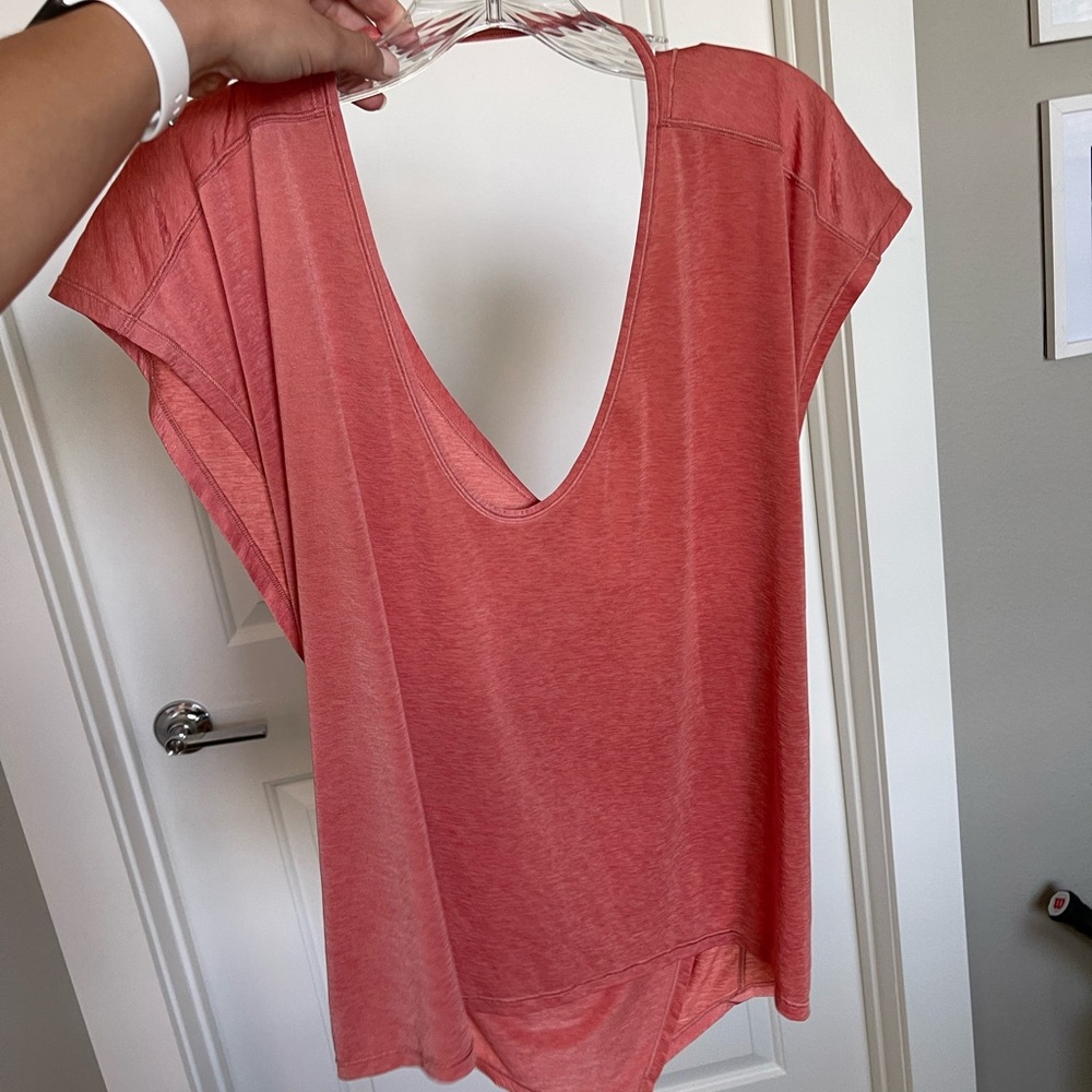 LULULEMON SATIN TOP